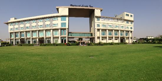 Hotel Brijwasi Lands Inn Mathura